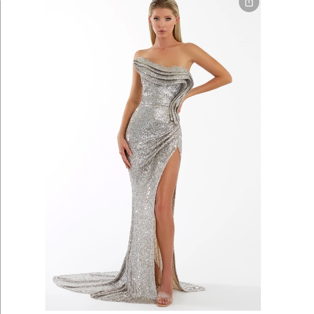Nicole Bakti Silver Sequin Dress 7038